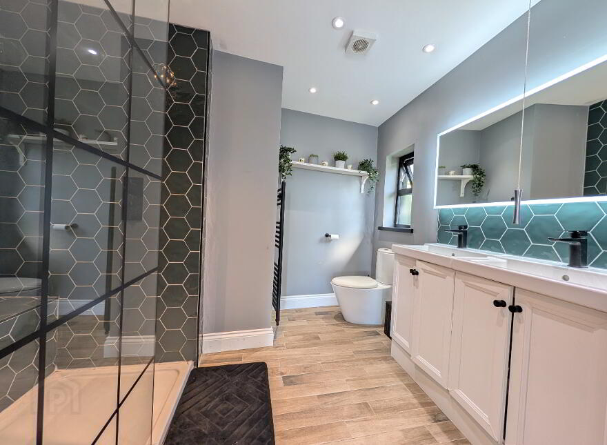 8 Church Close, Dundrum, BT33 0SB
