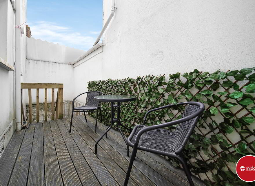 18 Mary Street, Derry, BT48 6SX