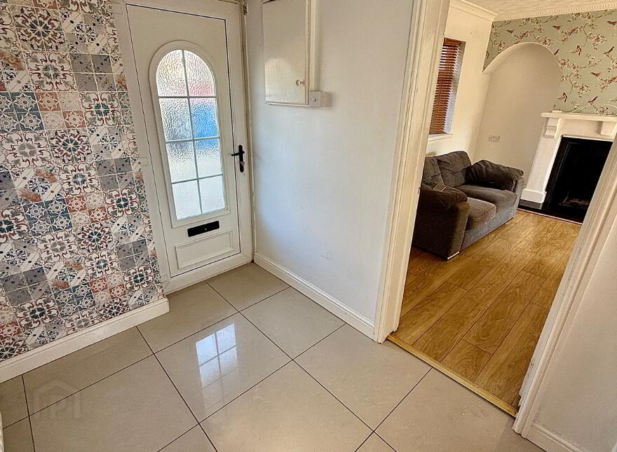 7 Broadway, Creggan, Derry, BT48 9LX