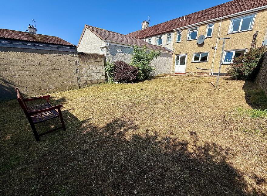 7 Broadway, Creggan, Derry, BT48 9LX