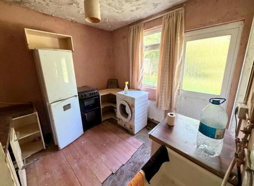 Mellican, Ballinamore, N41RF85