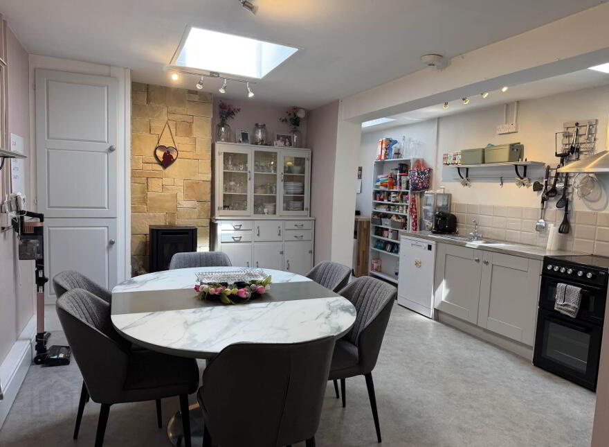 21 Lower Limerick Street, Roscrea, E53EK11