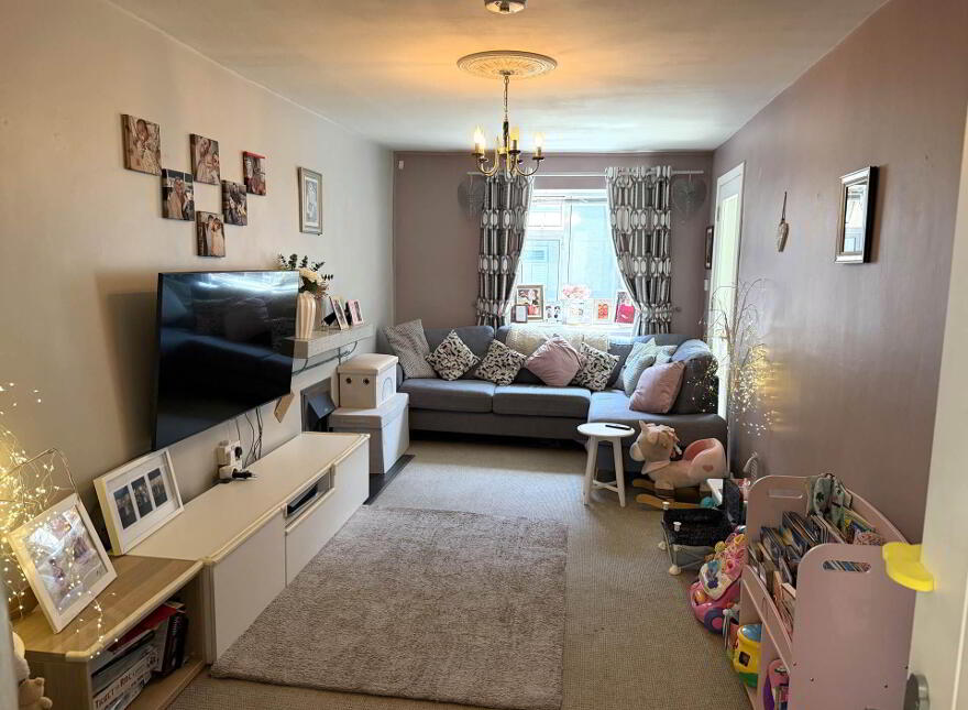 21 Lower Limerick Street, Roscrea, E53EK11