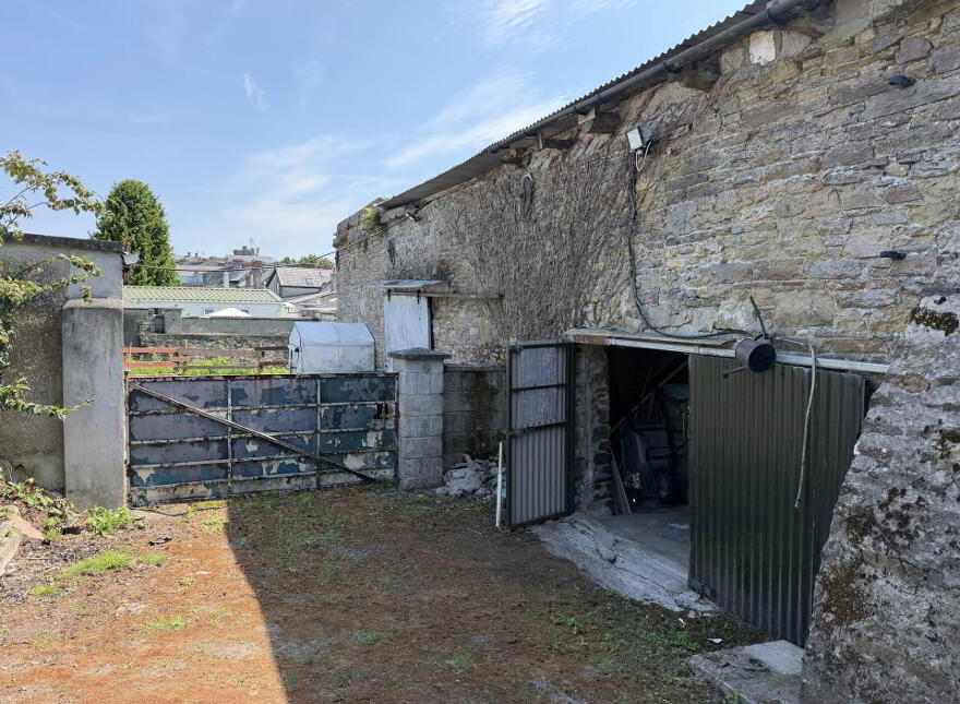 21 Lower Limerick Street, Roscrea, E53EK11