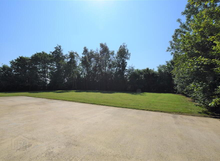 24 Glenstall Road, Ballymoney, BT53 7QN