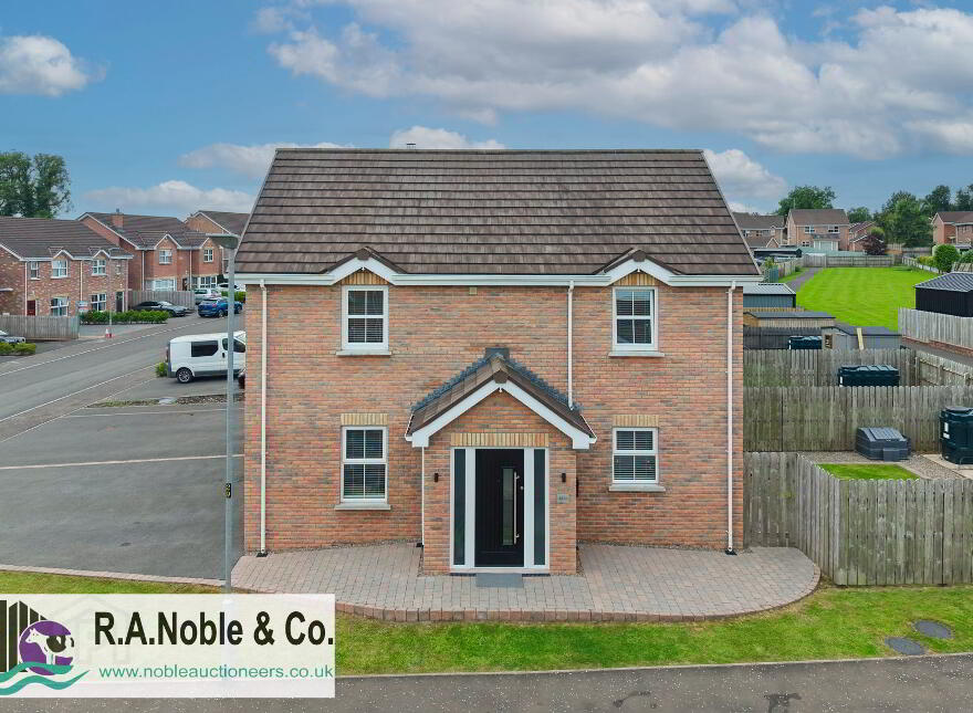 32 Olde Fairways Crescent, Fivemiletown, BT75 0TG