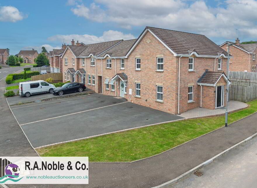 32 Olde Fairways Crescent, Fivemiletown, BT75 0TG
