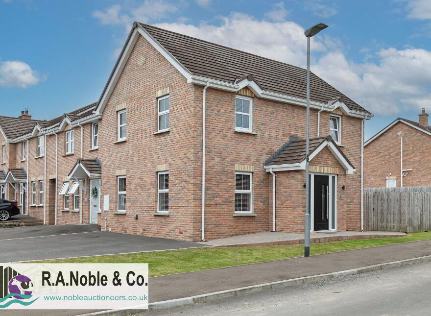 32 Olde Fairways Crescent, Fivemiletown, BT75 0TG photo