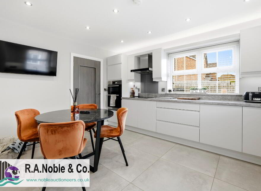 32 Olde Fairways Crescent, Fivemiletown, BT75 0TG