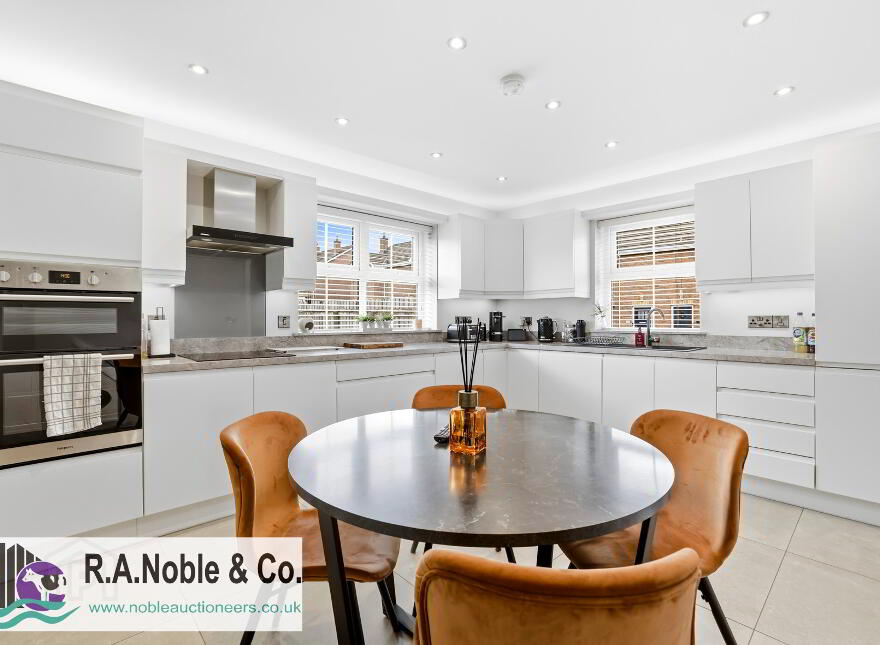 32 Olde Fairways Crescent, Fivemiletown, BT75 0TG