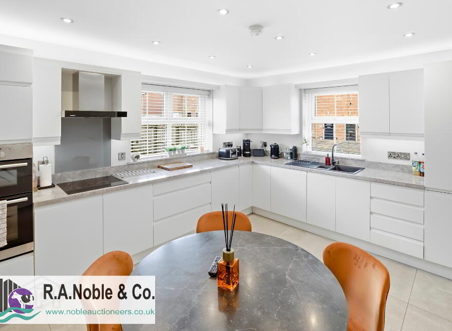 32 Olde Fairways Crescent, Fivemiletown, BT75 0TG