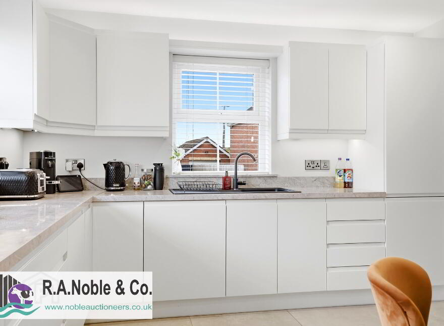 32 Olde Fairways Crescent, Fivemiletown, BT75 0TG