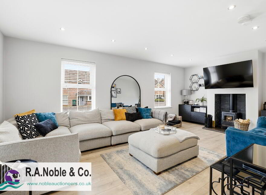 32 Olde Fairways Crescent, Fivemiletown, BT75 0TG