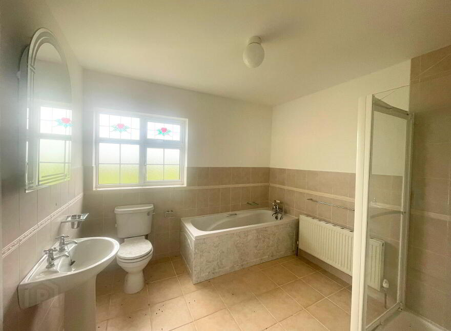 Meelick, Williamstown, F45AV20