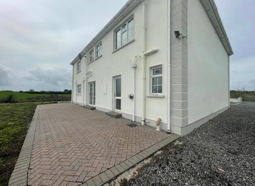Meelick, Williamstown, F45AV20