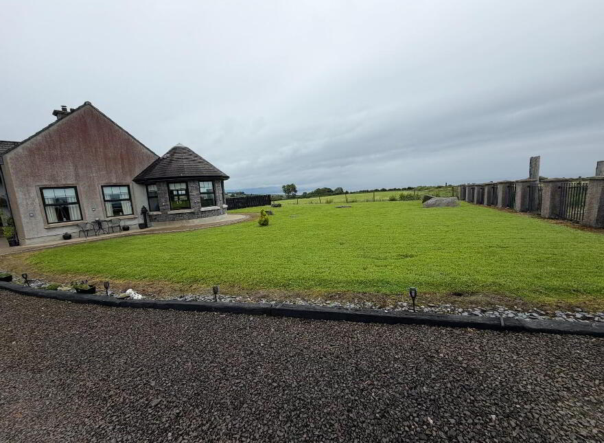 53 Sheskin Rd, Greysteel, Derry, BT47 3BQ