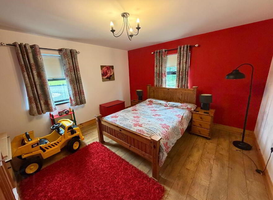 53 Sheskin Rd, Greysteel, Derry, BT47 3BQ