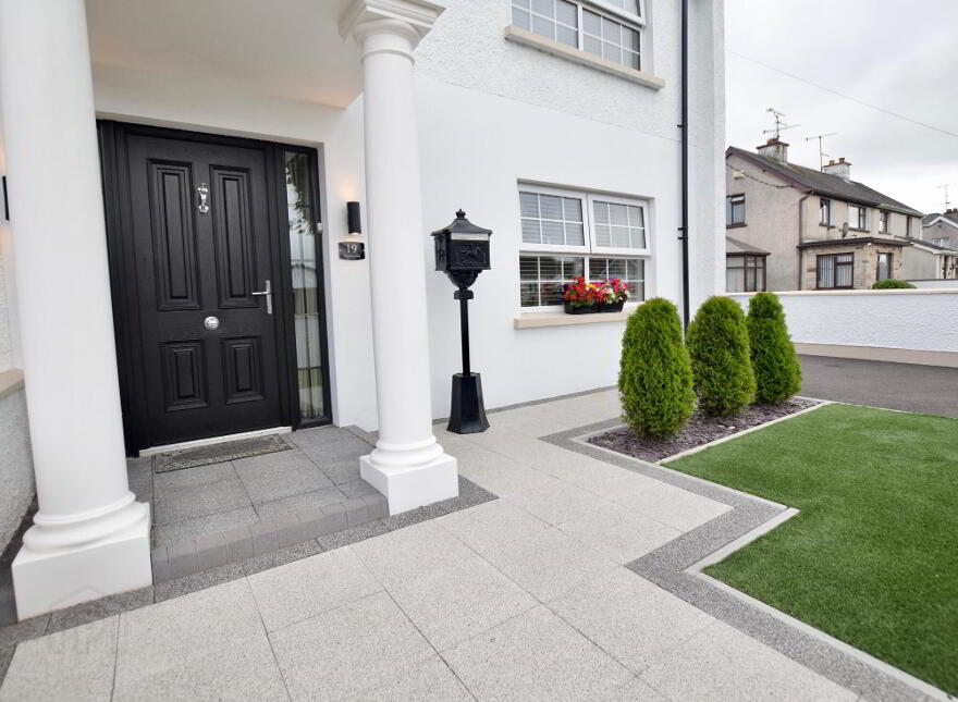 19 Rocheville, Cookstown, BT80 8QE