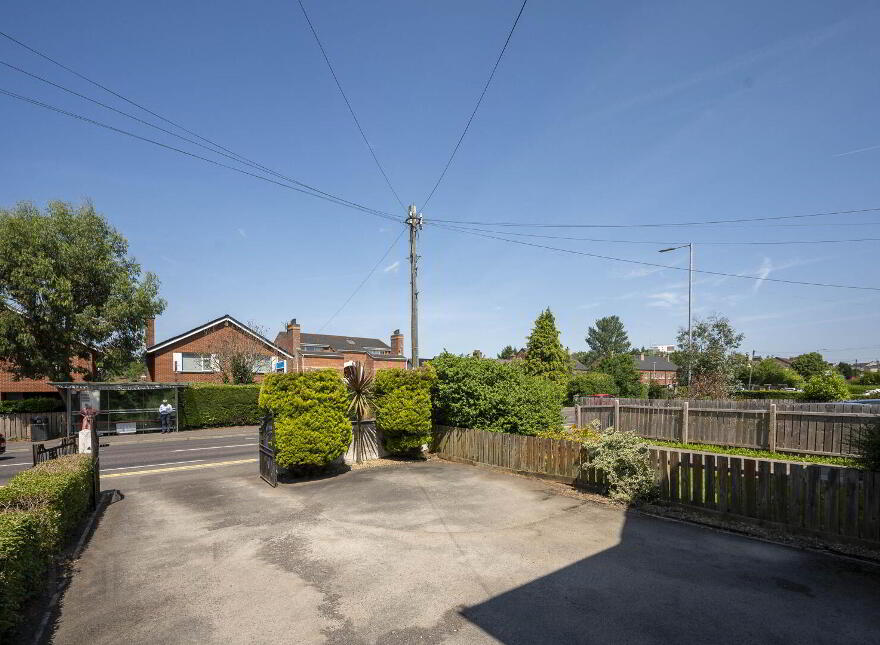 44 Upper Lisburn Road, Belfast, BT10 0AB