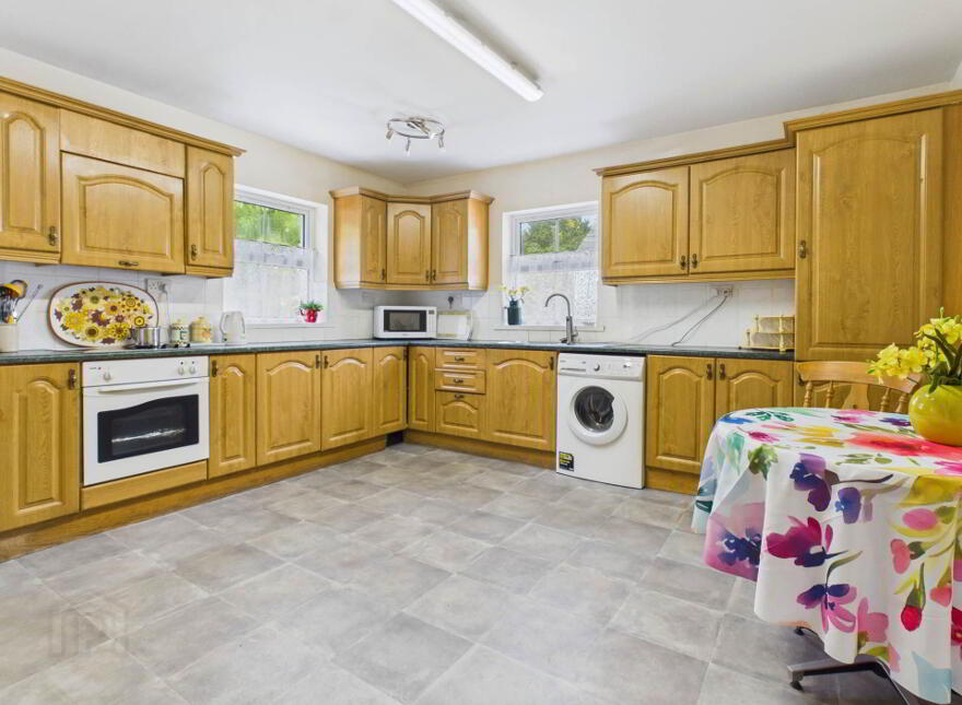 Ballynacarrick, Doochary, F94K710