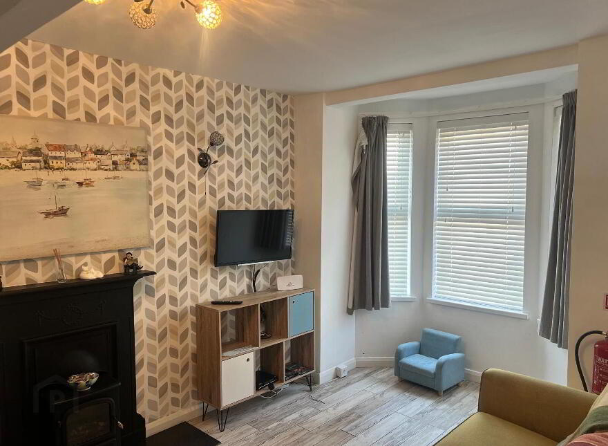 37 Causeway Street, Portrush, BT56 8AB