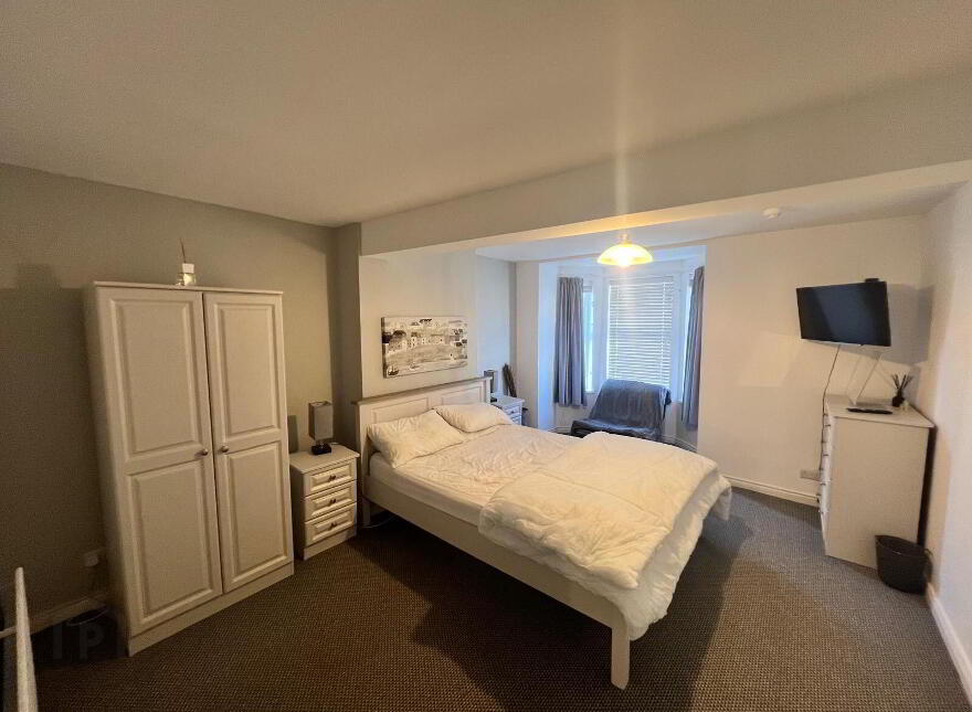 37 Causeway Street, Portrush, BT56 8AB