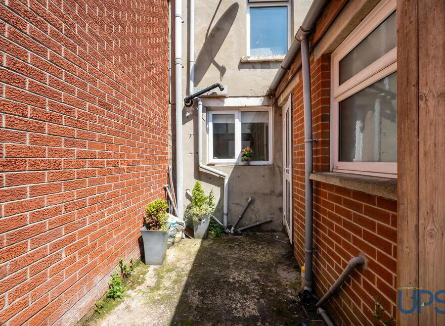 84 Locan Street, Falls Road, Belfast, BT12 7NF