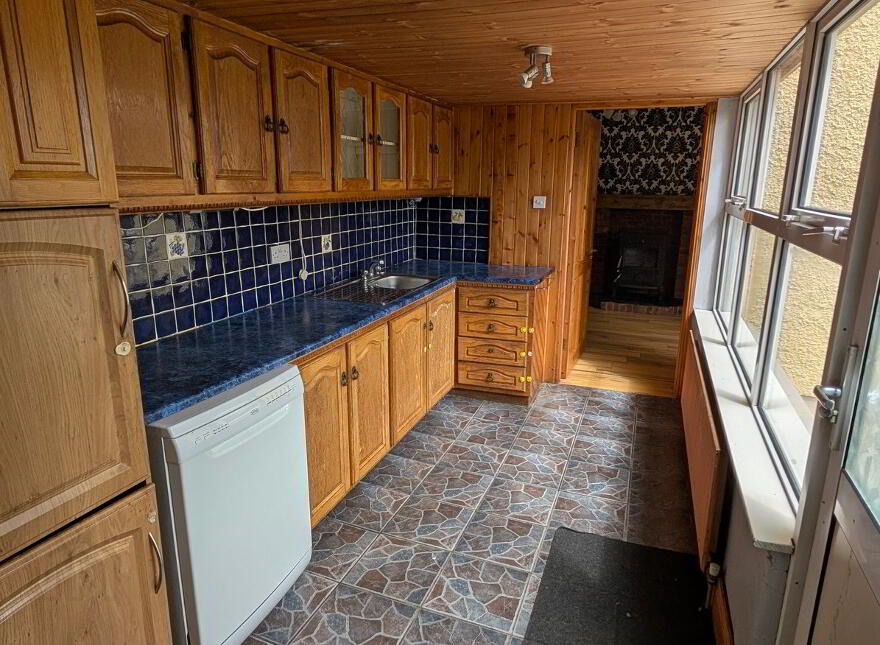 7 Railway Road, Killeshandra, H12PR60