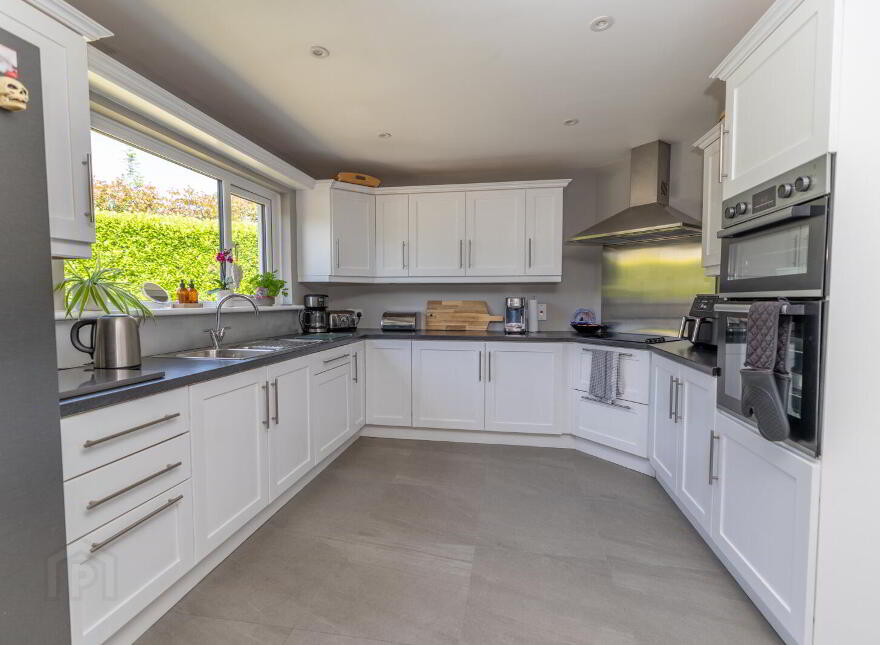 4 Rowley Close, Newcastle, BT33 0UE