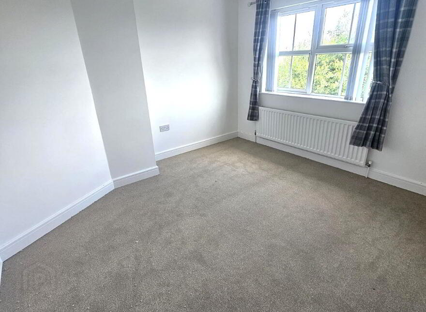 37 Foxhill, Strabane Old Road, Waterside, L'Derry, BT47 2TN