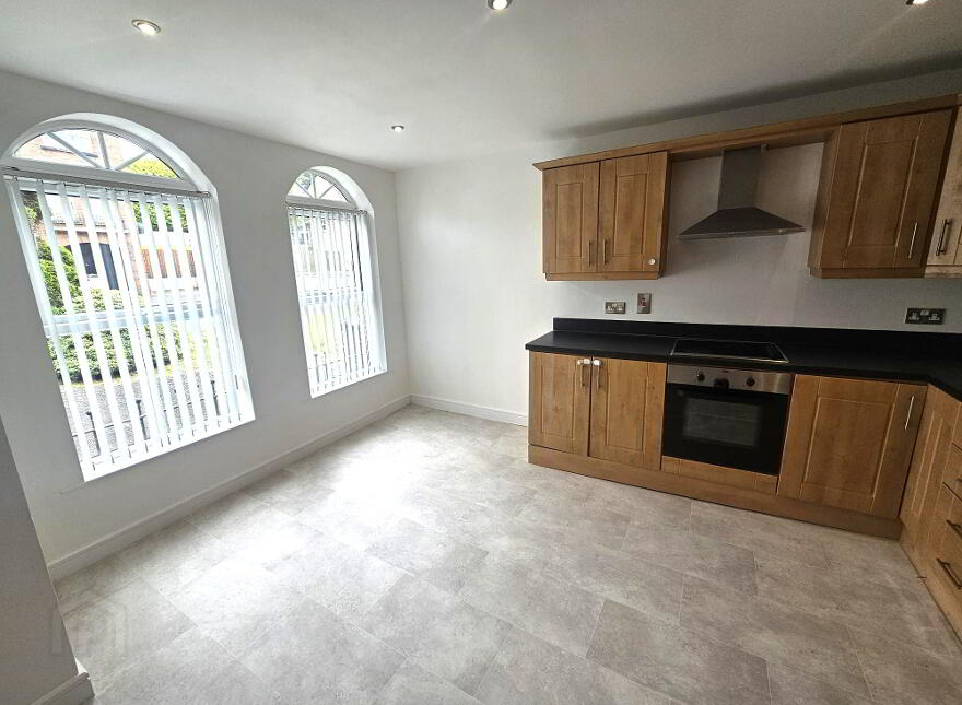 37 Foxhill, Strabane Old Road, Waterside, L'Derry, BT47 2TN