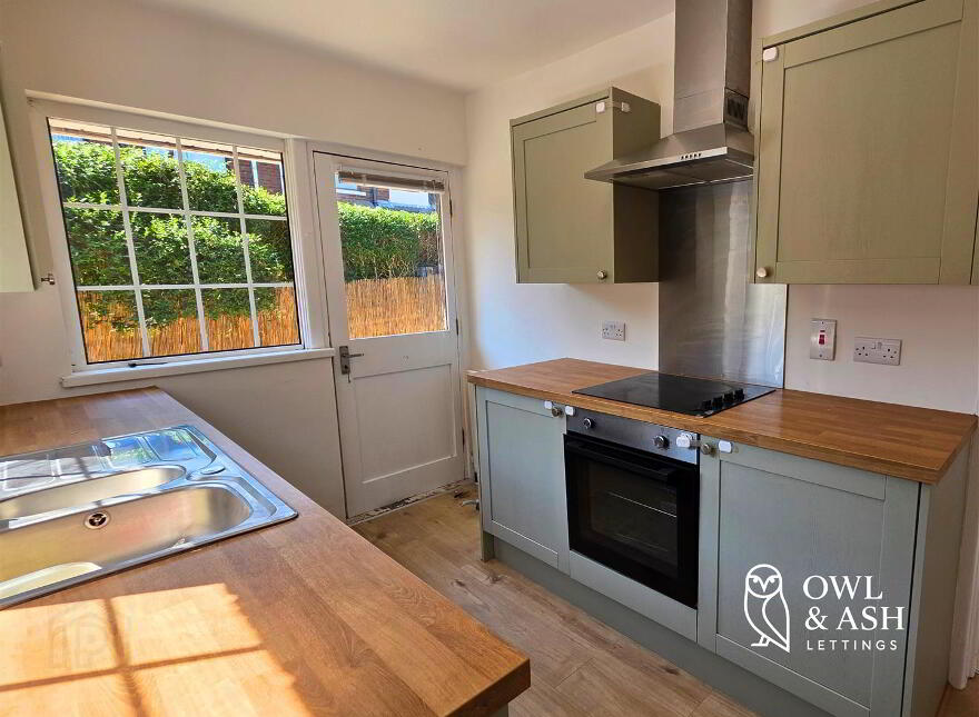 6 Sperrin Park, Belfast, BT5 7RX