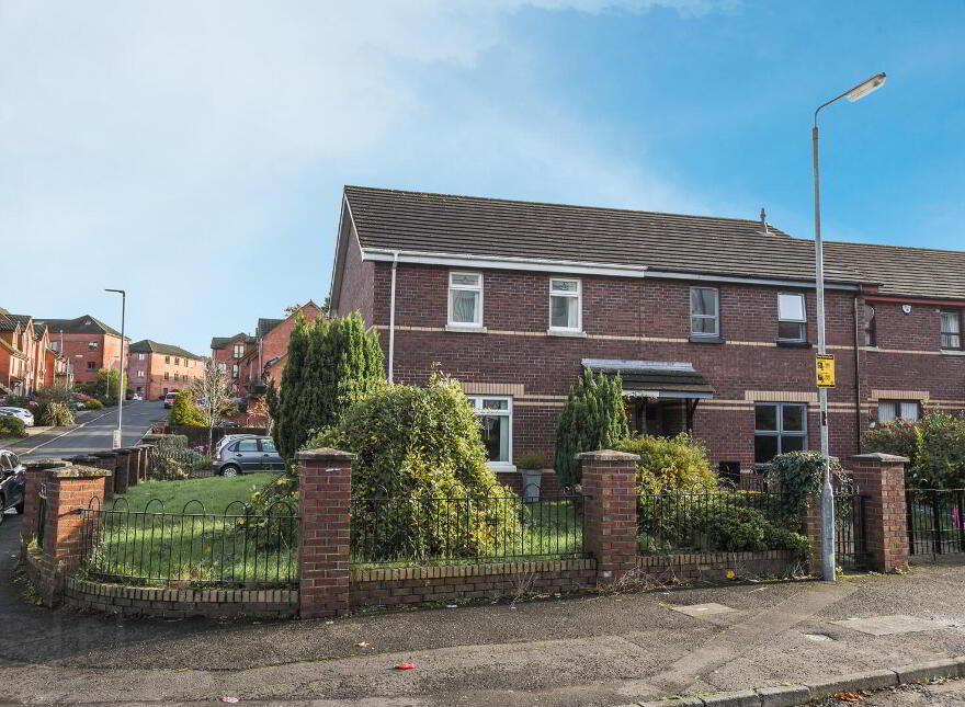 50 Annadale Crescent, Belfast, BT7 3DJ photo
