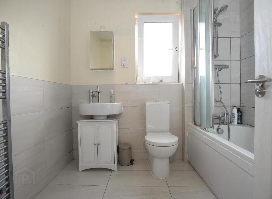 50 Annadale Crescent, Belfast, BT7 3DJ