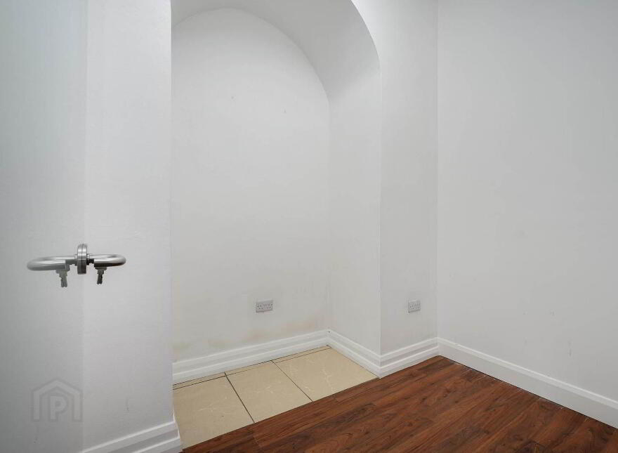 8 Arran Quay, Dublin, D07AYF4