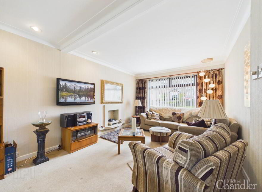 13 Glenholm Crescent, Belfast, BT8 6LT