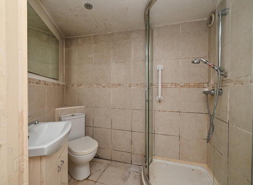 32 &32a Grays Hill, Bangor, BT20 3BB