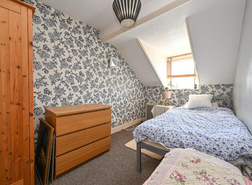 32 &32a Grays Hill, Bangor, BT20 3BB