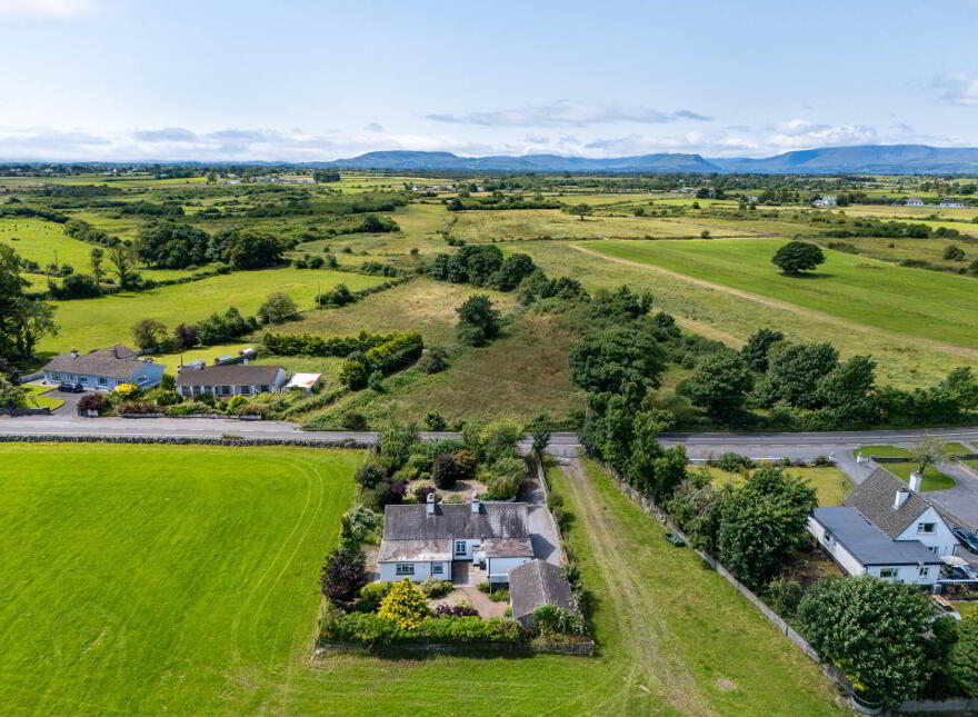 Killosheheen, Kilmaine Road, Ballinrobe, F31HH59