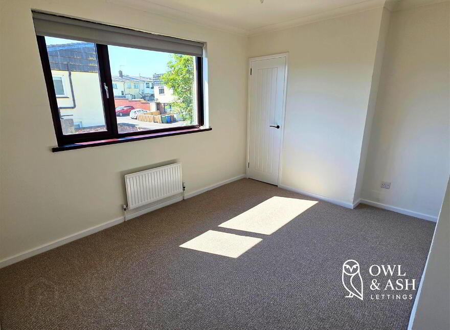 2 Creeve Place, Lisburn, BT28 1UT