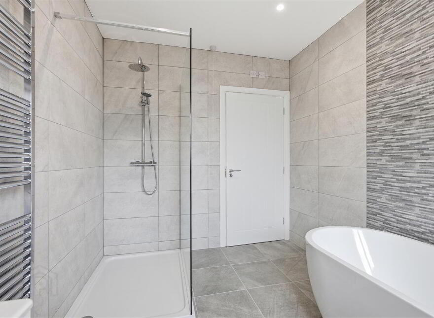 Site 1, 41 Moss Road, Ballynahinch, BT24 8EG