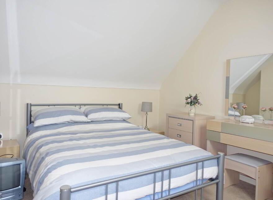 13 Drummurry Court, Ballinamallard, Enniskillen, BT94 2EE