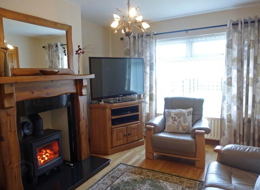 13 Drummurry Court, Ballinamallard, Enniskillen, BT94 2EE