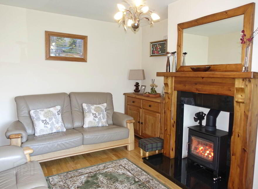 13 Drummurry Court, Ballinamallard, Enniskillen, BT94 2EE