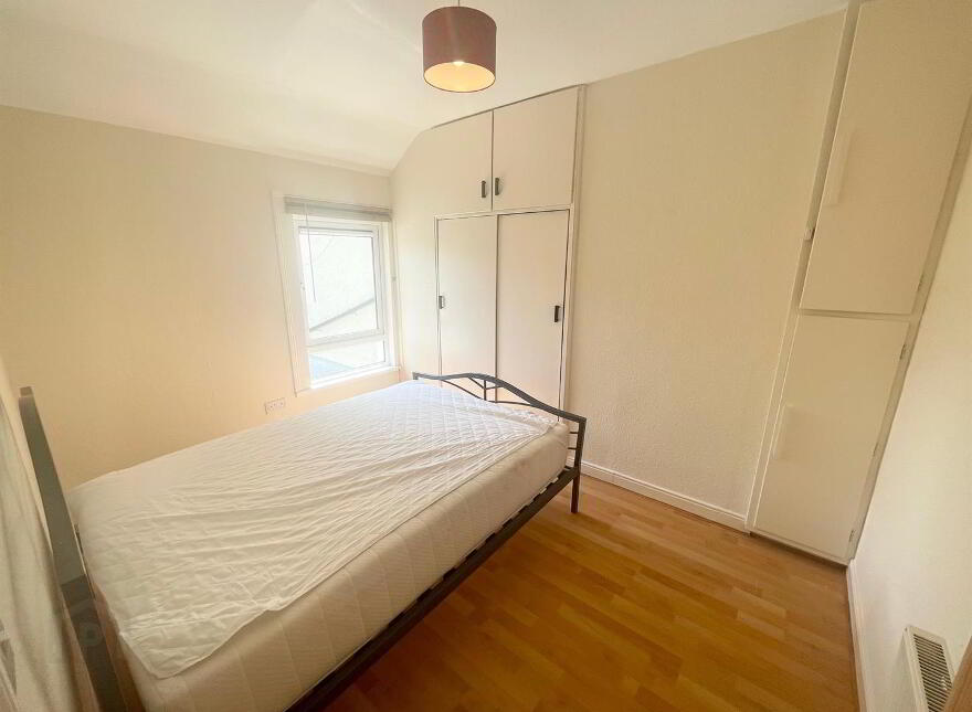 11 East Street, Donaghadee, BT21 0DW
