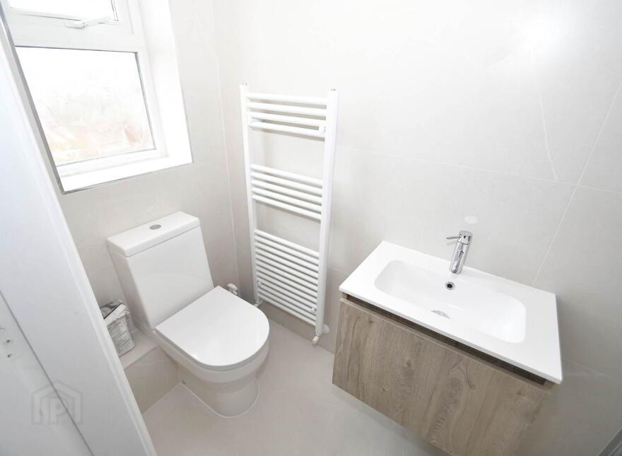 4 Fortfield Mews, Belfast, BT17 0WA