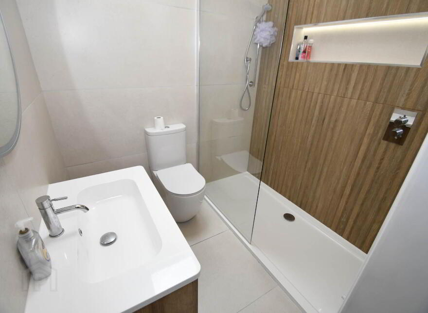 4 Fortfield Mews, Belfast, BT17 0WA