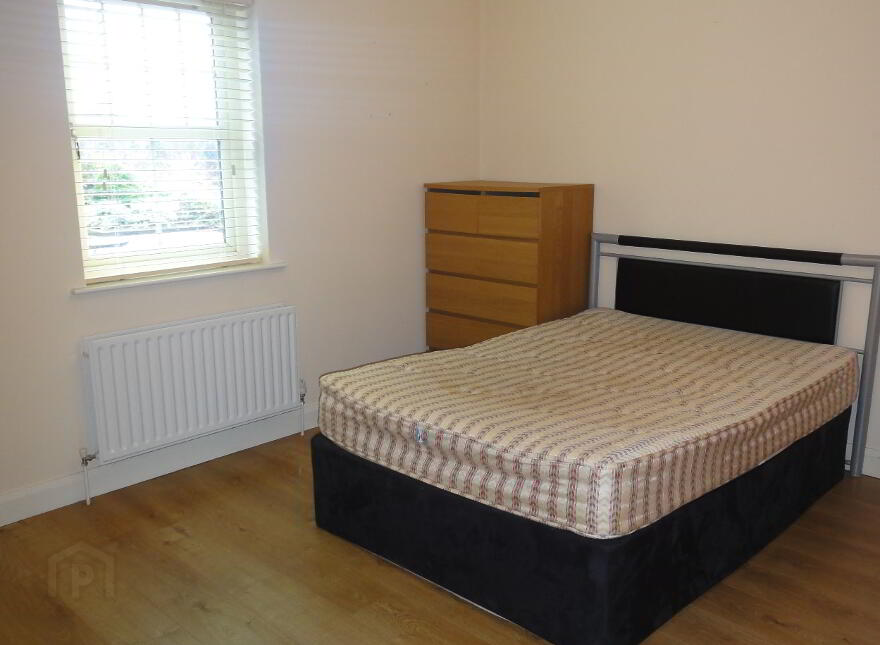 Hawthorn Grove, Strabane, BT82 8FF