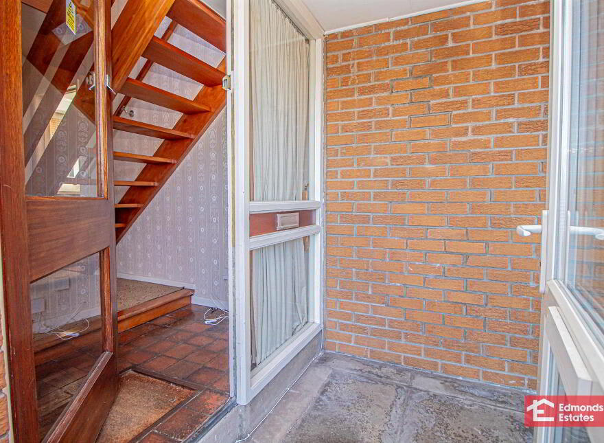 18 Long Common, Ballymena, BT42 2NU