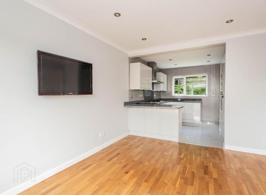 1 Fairway Avenue, Belfast, BT9 5NL